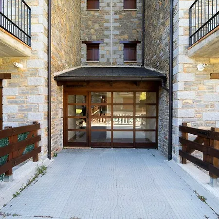 Abetal Grandes Vistas, Con Piscina Apartamento Benasque