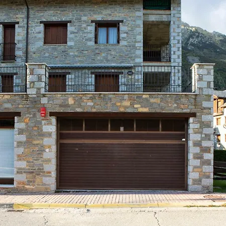 Inmocyma Abetal Grandes Vistas, Con Piscina-linsoles- * Benasque